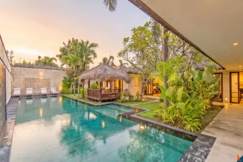 Vila 3 kamar tidur di Tibubeneng, Badung, Bali (14064)