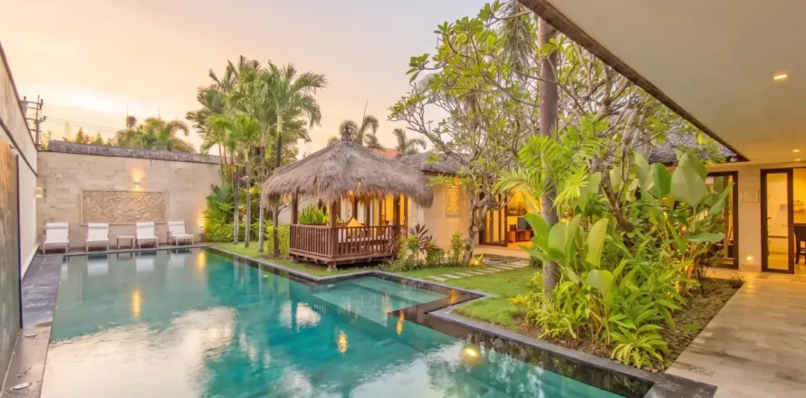 3 bedrooms Villa in Tibubeneng, Badung, Bali (14064)