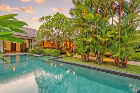 3 bedrooms Villa in Tibubeneng, Badung, Bali (14065) 3