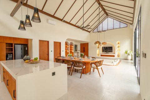 Вилла 550м2 в Керобокан, Бадунг, Бали (17155) 8