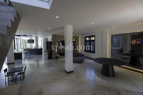3 bedrooms Villa in Kerobokan, Badung, Bali (17151) 4
