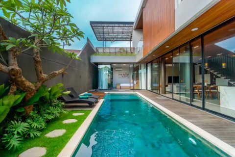 Vila 3 kamar tidur di Seminyak, Badung, Bali (2253)