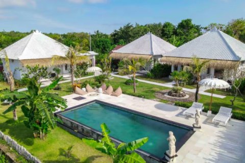 Vila 6 kamar tidur di Kuta Selatan, Badung, Bali (2252)
