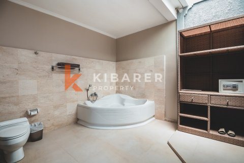 Vila 2 kamar tidur di Tibubeneng, Badung, Bali (13659) 10