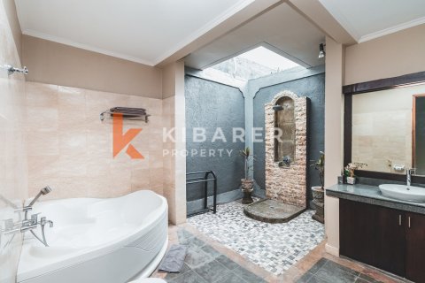 Vila 2 kamar tidur di Tibubeneng, Badung, Bali (13659) 9
