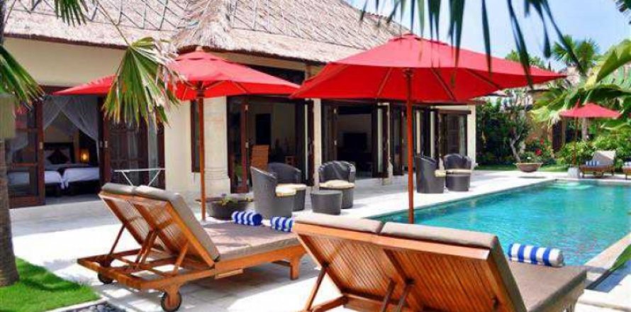 4 bedrooms Villa in Seminyak, Badung, Bali (1428)