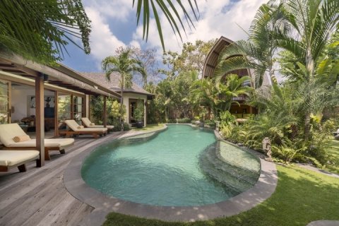 Vila 3 kamar tidur di Seminyak, Badung, Bali (1427)