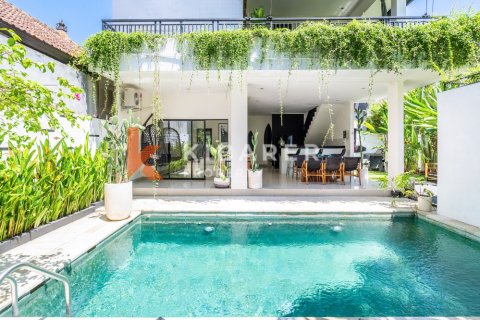 Vila 3 kamar tidur di Tibubeneng, Badung, Bali (13491) 1