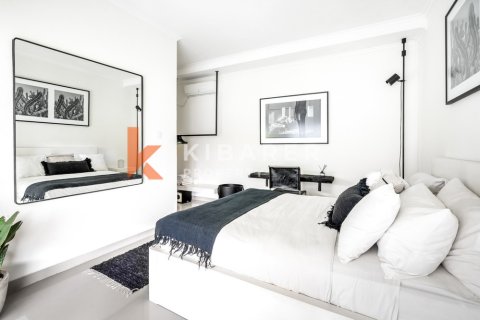 Vila 3 kamar tidur di Tibubeneng, Badung, Bali (13491) 22