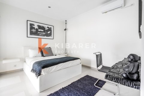 Vila 3 kamar tidur di Tibubeneng, Badung, Bali (13491) 25