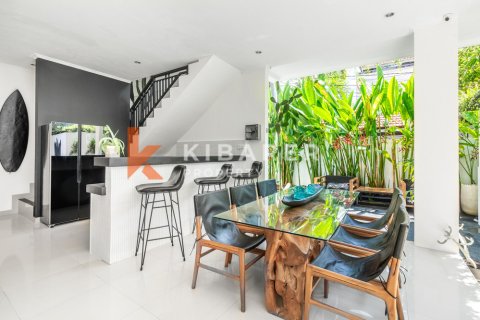 Vila 3 kamar tidur di Tibubeneng, Badung, Bali (13491) 10