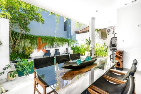 Vila 3 kamar tidur di Tibubeneng, Badung, Bali (13491) 9