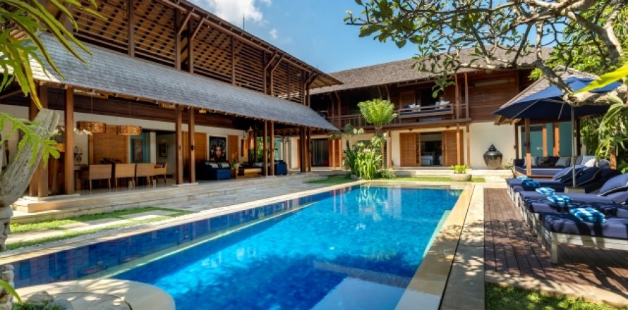 Vila 5 kamar tidur di Seminyak, Badung, Bali (1320)