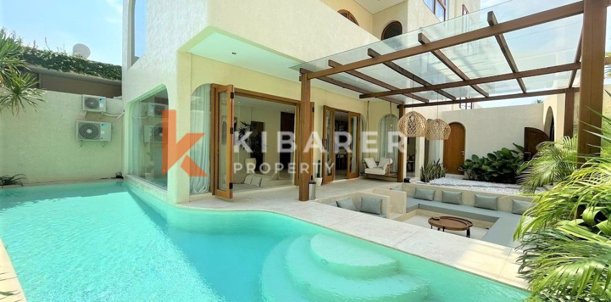 3 bedrooms Villa in Tibubeneng, Badung, Bali (12669)