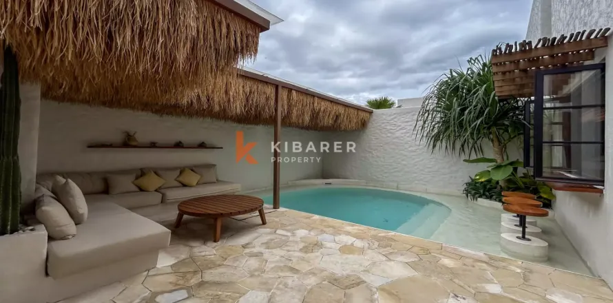 3 bedrooms Villa in Tibubeneng, Badung, Bali (12918)