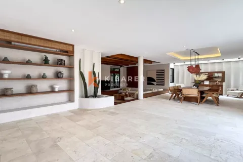 3 bedrooms Villa in Tibubeneng, Badung, Bali (12918) 3