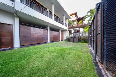 8 bedrooms Villa in Tibubeneng, Badung, Bali (10883) 4