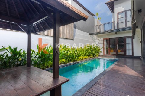 Vila 3 kamar tidur di Jimbaran, Badung, Bali (13579)