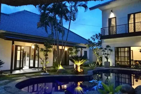 Vila 3 kamar tidur di Tibubeneng, Badung, Bali (11690)