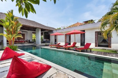 4 bedrooms Villa in Seminyak, Badung, Bali (1625) 2