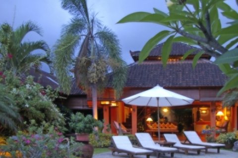 Vila 2 kamar tidur di Seminyak, Badung, Bali (1673)