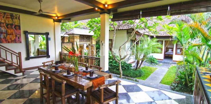 8 bedrooms Villa in Tabanan, Bali (992)