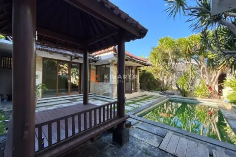 Vila 2 kamar tidur di Seminyak, Badung, Bali (12384)