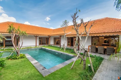 Vila 3 kamar tidur di Munggu, Mengwi, Badung, Bali (11469)