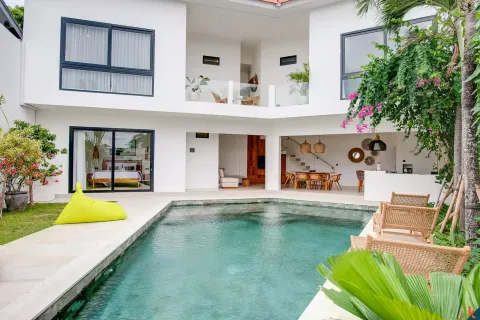 Vila 3 kamar tidur di Munggu, Mengwi, Badung, Bali (11471)