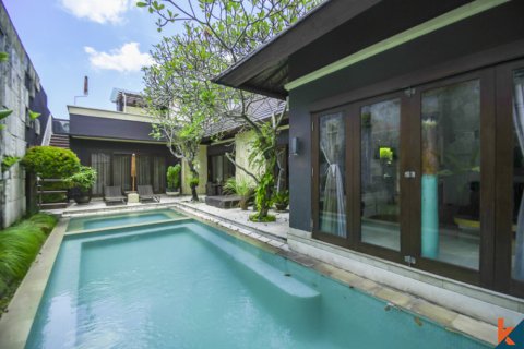 Vila 4 kamar tidur di Kerobokan, Badung, Bali (11931)