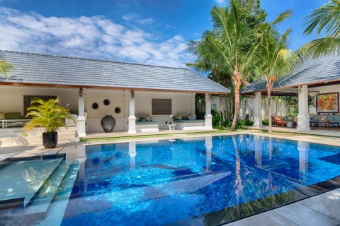 Vila 6 kamar tidur di Seminyak, Badung, Bali (1145)