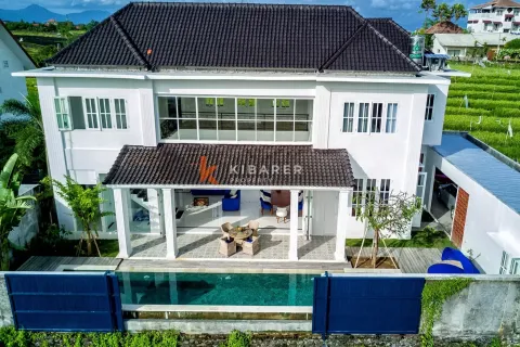 Vila 4 kamar tidur di Tibubeneng, Badung, Bali (12363)