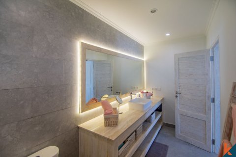 3 bedrooms Villa in Tumbak Bayuh, Mengwi, Badung, Bali (11650) 23