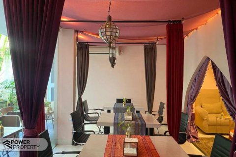 Коммерческая недвижимость 150м2 в Тампаксиринг, Гианьяр, Бали (8443)