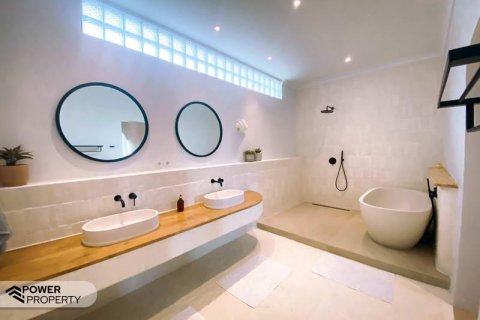 5 bedrooms Villa in South Kuta, Badung, Bali (8712) 21