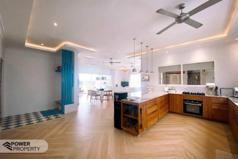 5 bedrooms Villa in South Kuta, Badung, Bali (8712) 28
