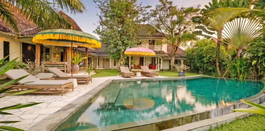 4 bedrooms Villa in Badung, Bali (11067)