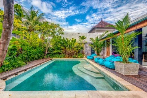 Vila 4 kamar tidur di Seminyak, Badung, Bali (1458)