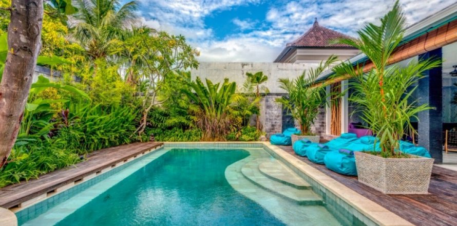 4 bedrooms Villa in Seminyak, Badung, Bali (1458)
