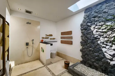 4 bedrooms Villa in Tibubeneng, Badung, Bali (11081) 21
