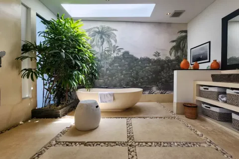 4 bedrooms Villa in Tibubeneng, Badung, Bali (11081) 25