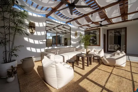 4 bedrooms Villa in Tibubeneng, Badung, Bali (11089) 4