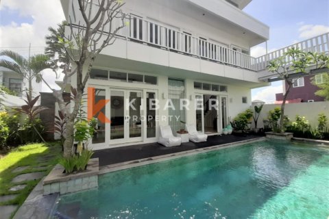 Vila 3 kamar tidur di Tibubeneng, Badung, Bali (13666)