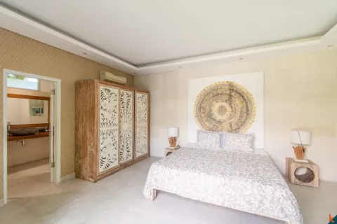4 bedrooms Villa in Seminyak, Badung, Bali (10917) 16
