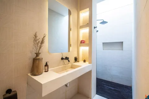 4 bedrooms Villa in Tibubeneng, Badung, Bali (10922) 17