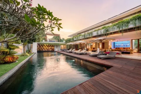 Vila 5 kamar tidur di Cemagi, Mengwi, Badung, Bali (10920)