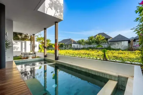 Vila 3 kamar tidur di Tibubeneng, Badung, Bali (13331)