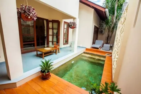 Vila 3 kamar tidur di Seminyak, Badung, Bali (13022)