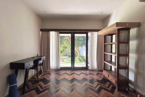 5 bedrooms Villa in Tibubeneng, Badung, Bali (12121) 14
