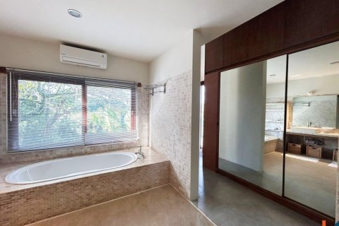 5 bedrooms Villa in Tibubeneng, Badung, Bali (12121) 17